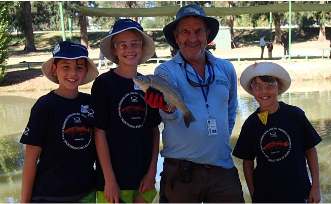 Narrandera Fisheries Workshop for kids